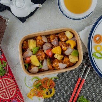 Deep-fried pork with sweet and sour sauce 