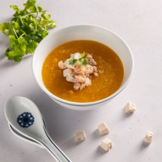 Sweet Corn Soup with Seafood